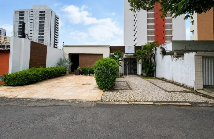 Prédio Comercial no Dionísio Torres com Excelente Estrutura