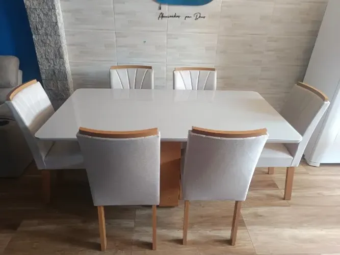 Mesa de jantar 6 lugares 1300 