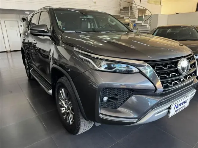 Toyota Hilux SW4 SRX 4X4 2.8 TDI 16V Dies. Aut. 2021