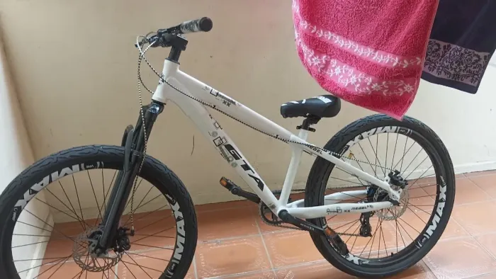 Bike Gta boa para grau de bike e trilha