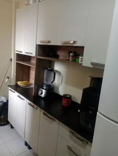 Armário de cozinha 11 portas e uma gaveta 