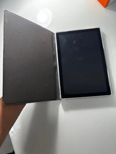 Tablet no plástico
