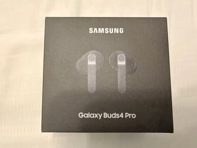 Fone Bluetooth Samsung Galaxy Buds 4 Pro NOVO + Nota + 01 ano de garantia!!!