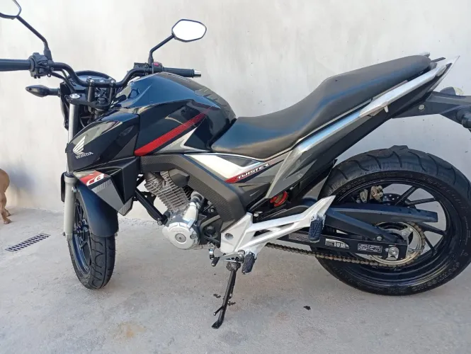 Vende se cb 250