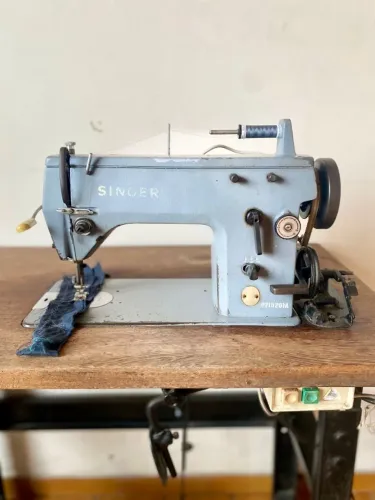 Máquina de Costura Industrial Singer 021D201A - Revisada c/ Garantia
