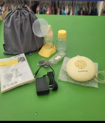 Bomba elétrica extratora de leite MEDELA