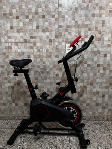BICICLETA ERGOMÉTRICA SPINNING