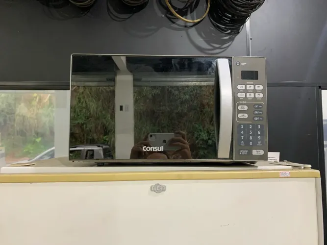 MICROONDAS SEMI NOVO 110V!!