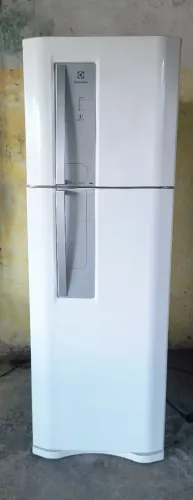 Geladeira Electrolux Frost Free 
