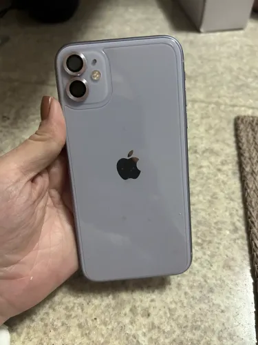 iPhone 11