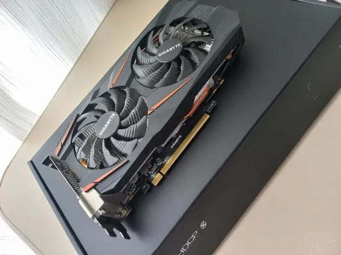 Placa de video gtx 1060 6gb gigabyte