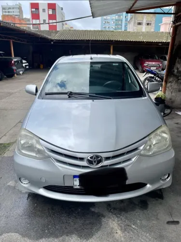 Toyota Etios XS Sedan 1.5 Flex 16V 4P Mec. 2013