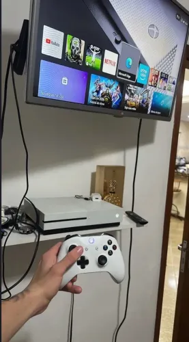 XBOX ONE S 1TB BRANCO+CONTROLE DIGITAL