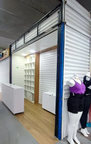 Vendo dois box de esquina centro fashion setor azul