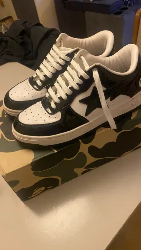 BAPE STA Patent Leather Black/White Original + Caixa Original - Usado