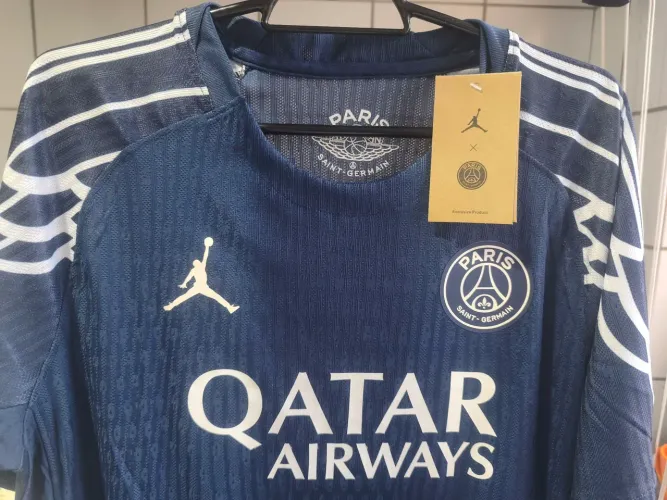 CAMISA VERSÃO JOGADOR DO PSG - 24/25