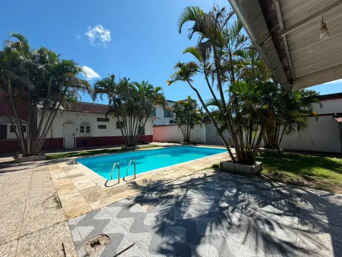 ALUGO CASA NO COROADO DE 5 QUARTOS