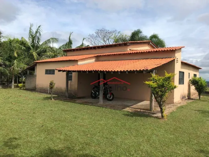 Sítio com 3 dormitórios à venda, 32980 m² por R$ 2.450.000,00 - Sapetuba - Iperó/SP