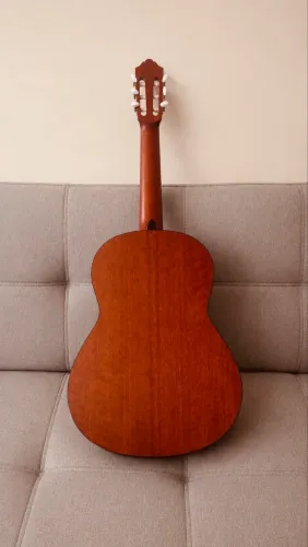 Violão Clássico Yamaha CG122MC Nylon Tampo Maciço