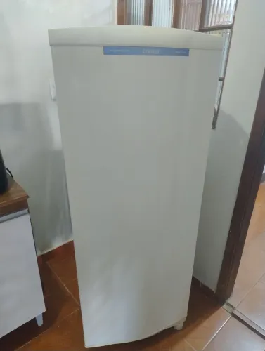 Geladeira Consul degelo seco refrigerador 300 (Não Está Funcionando)
