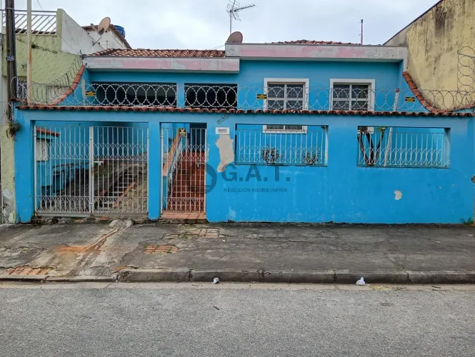 Casa à venda em Sorocaba-SP, Vila Hortencia! 2 quartos, 2 salas, 1 banheiro, 3 vagas de ga