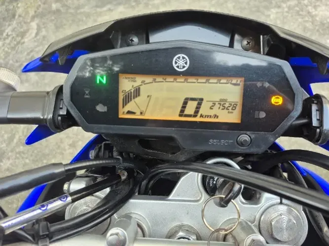 Yamaha Lander 250cc, ano 2022, extremamente conservada e sem absolutamente nada para fazer