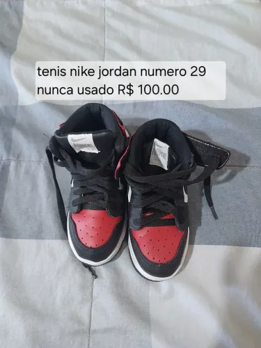 tenis jordannike menino