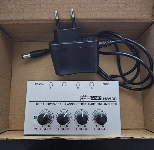 Amplificador de fone HA400
