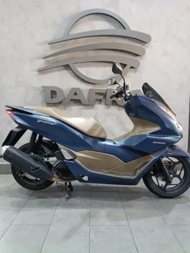 HONDA PCX 160 DLX COM APENAS  28 MIL KM - 24 X SEM ENTRADA NO CARTÃO DE CRÉDITO