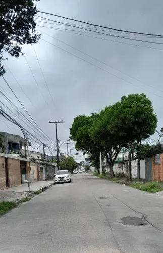 CASA TÉRREA NO CORDEIRO