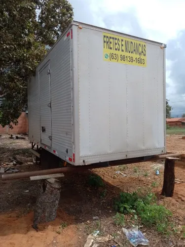 Vendo baú bem conservado dê caminhão 3/4