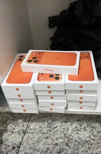 IPhones 17 pro max somente laranja ?