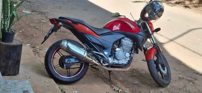 Vendo CB 300r 2009