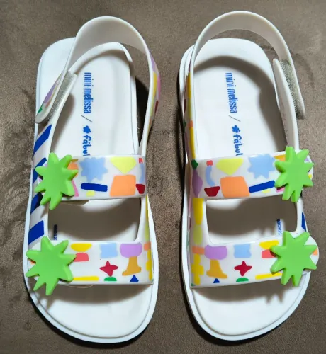 Mini melissa+ fábula