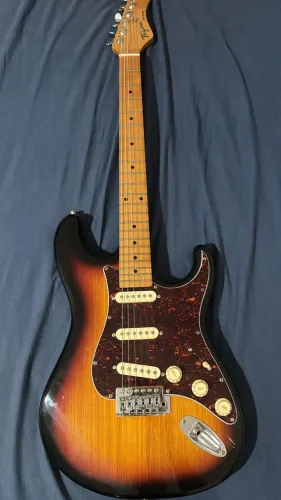Guitarra tagima 530