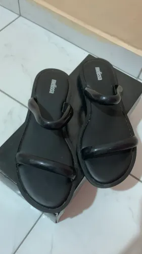 Vendo sandália Melissa original 
