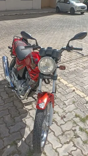 Yamaha/YBR 125 E .