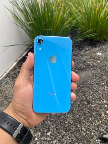 iPhone XR 
