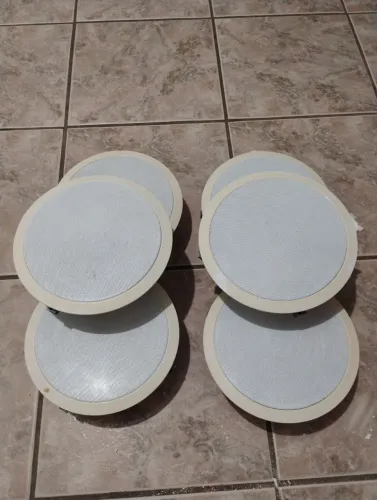 Oportunidade para montar seu sistema de som ambiente completo!