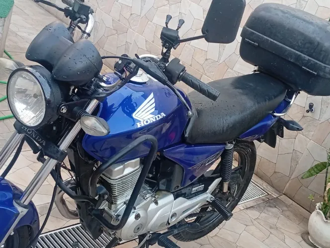 Vendo Cg Titan 2008 carburada 