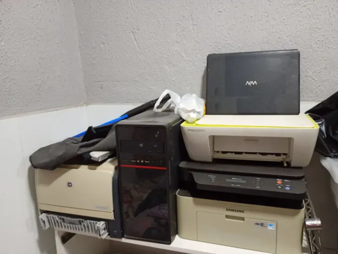 Vende se pra retirar peças