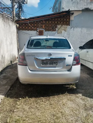 Nissan Sentra S 2.0/ 2.0 Flex Fuel 16V Aut. 2013