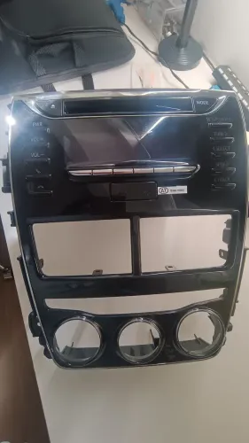 Rádio Original Toyota Yaris com Moldura