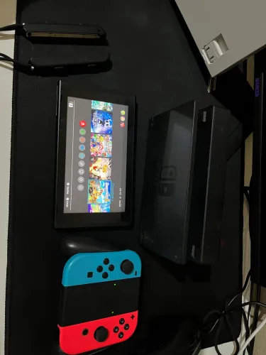 Vendo Nintendo Switch v1 de 128g, desbloqueado!