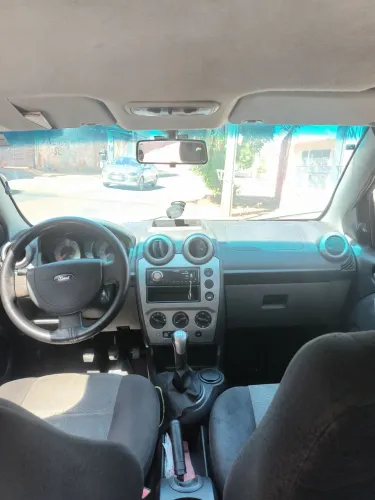 Ford Fiesta Sed. 1.6 8V Flex 4P 2009