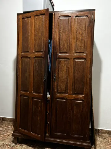Guarda roupa de solteiro