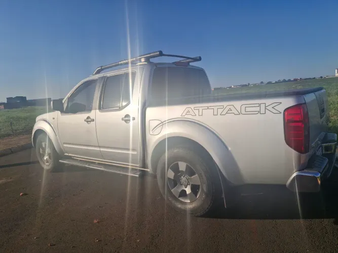 Nissan Frontier SE Attack CD 4X2 2.5 TB Diesel 2013