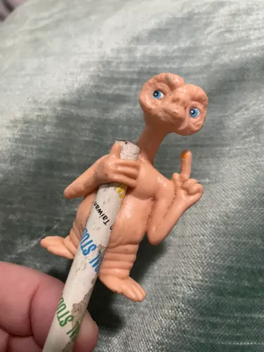 Lápis ET extraterrestre universal