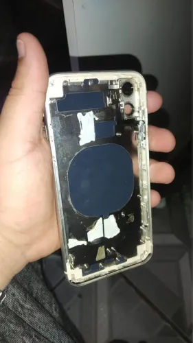 Vendo carcaça original do iPhone 11 cor branca 