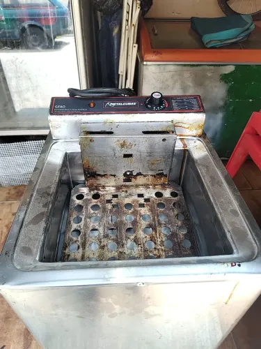 Valor 700,00 só mim chama no ZAP *